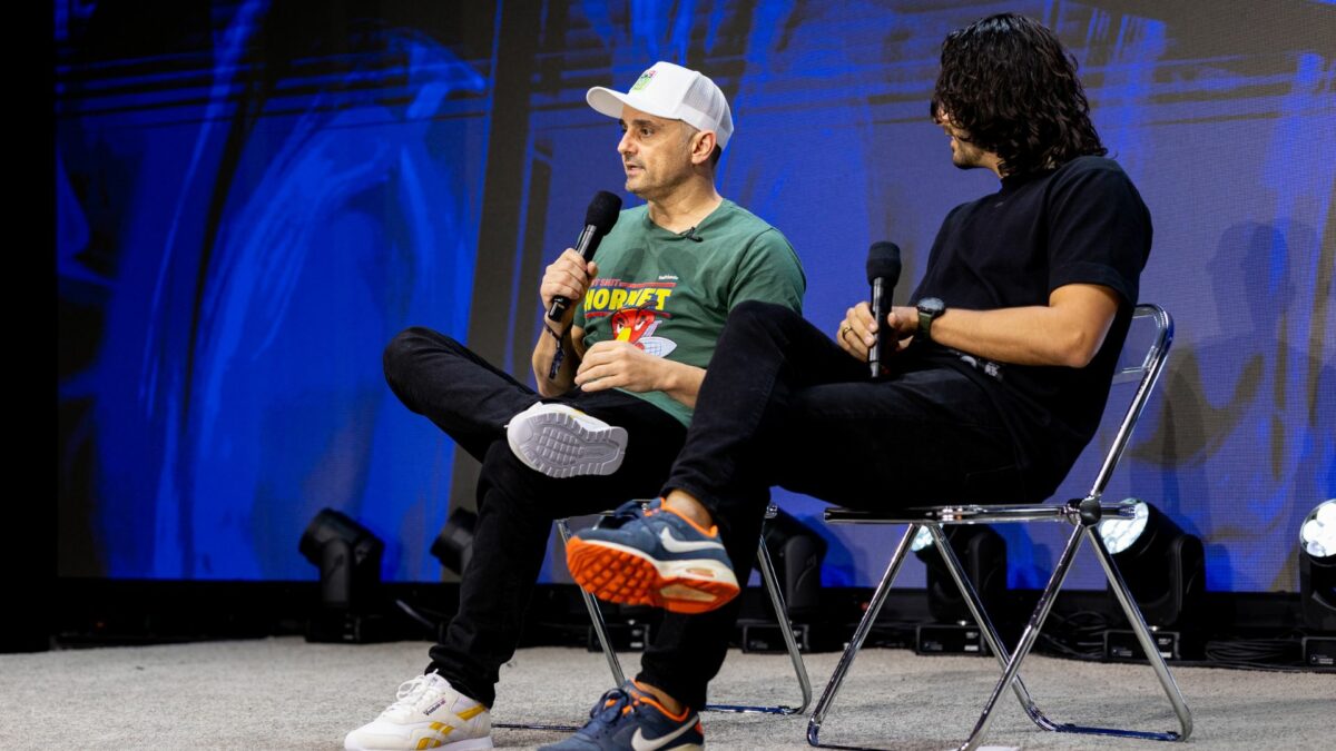 Gary Vee & Alej Navia on stage at The Gateway.